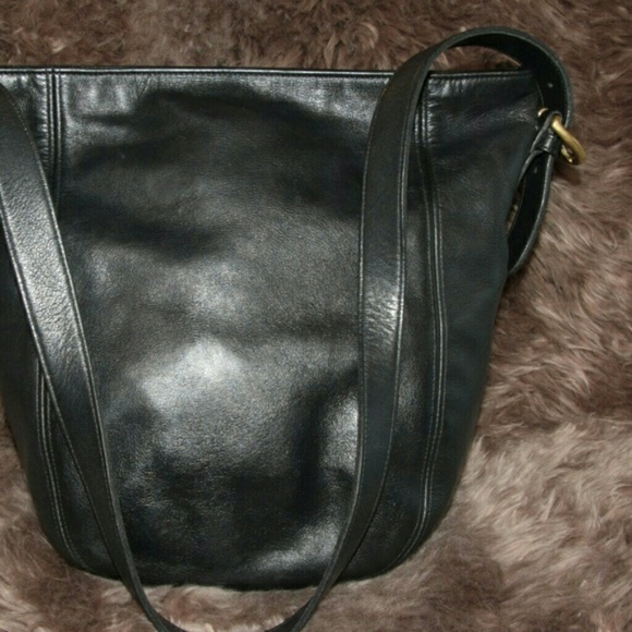 Coach Handbags - Vintage Coach Crossbody Purse